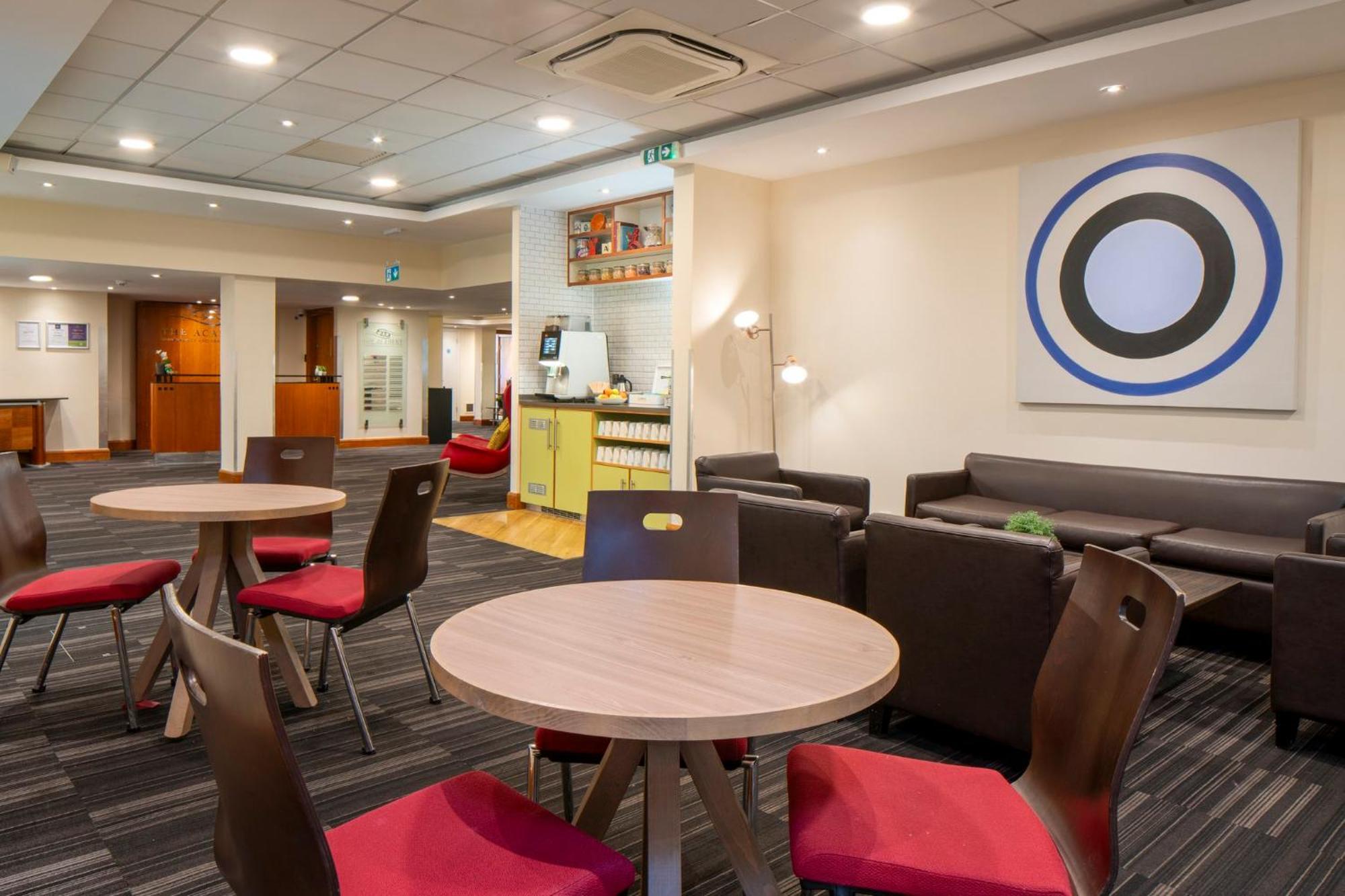 Holiday Inn Cambridge By Ihg Girton  Екстер'єр фото